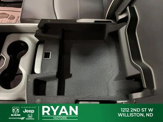 2026 Ram 2500 Laramie Crew Cab 4x4 6'4" Box
