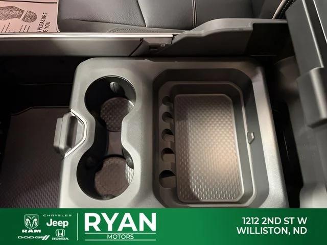 2026 Ram 2500 Laramie Crew Cab 4x4 6'4" Box