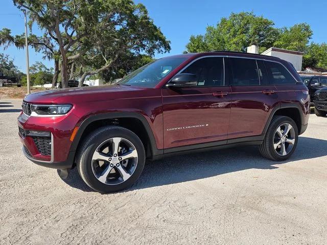 2026 Jeep Grand Cherokee Limited 4x2