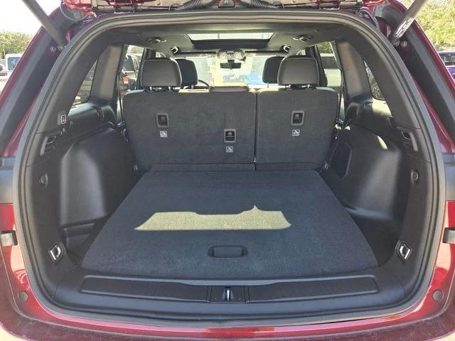 2026 Jeep Grand Cherokee Limited 4x2