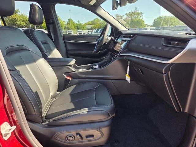 2026 Jeep Grand Cherokee Limited 4x2