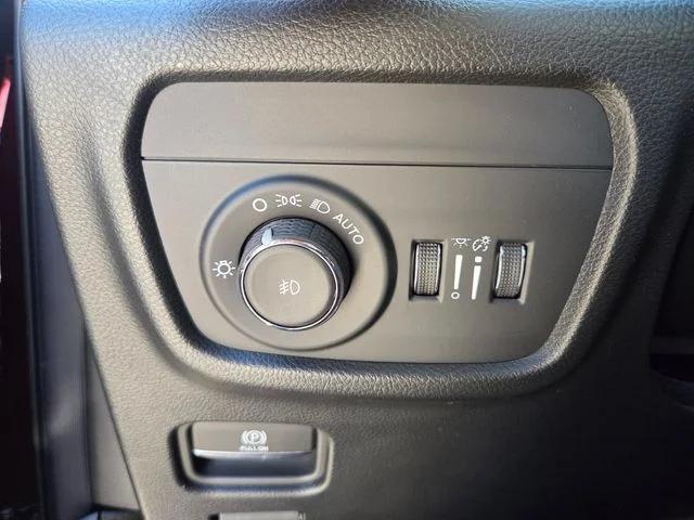 2026 Jeep Grand Cherokee Limited 4x2