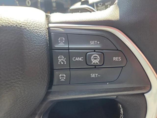 2026 Jeep Grand Cherokee Limited 4x2