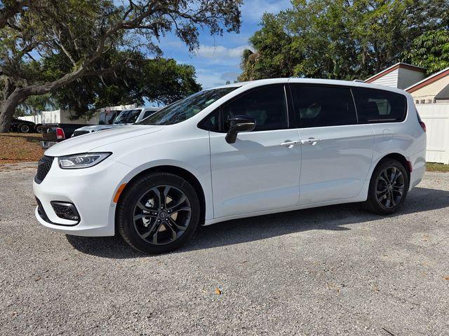 2026 Chrysler Pacifica PACIFICA SELECT