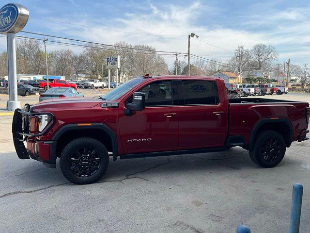 2024 GMC Sierra 2500HD 4WD Crew Cab Standard Bed AT4