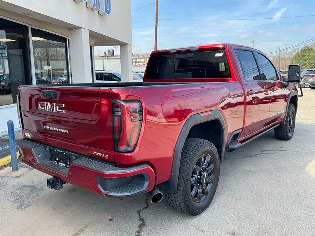 2024 GMC Sierra 2500HD 4WD Crew Cab Standard Bed AT4