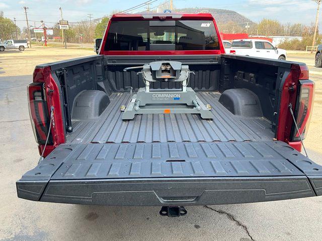 2024 GMC Sierra 2500HD 4WD Crew Cab Standard Bed AT4