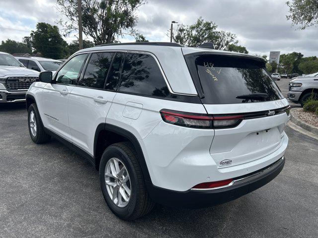 2026 Jeep Grand Cherokee Altitude 4x2