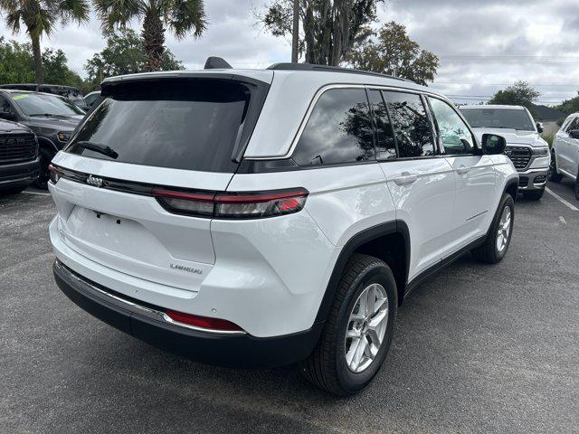 2026 Jeep Grand Cherokee Altitude 4x2