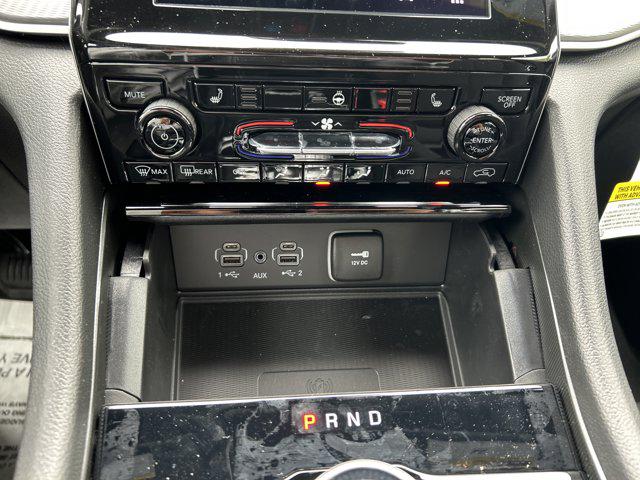 2026 Jeep Grand Cherokee Altitude 4x2