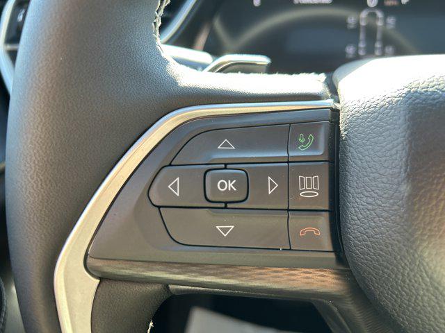2026 Jeep Grand Cherokee Altitude 4x2