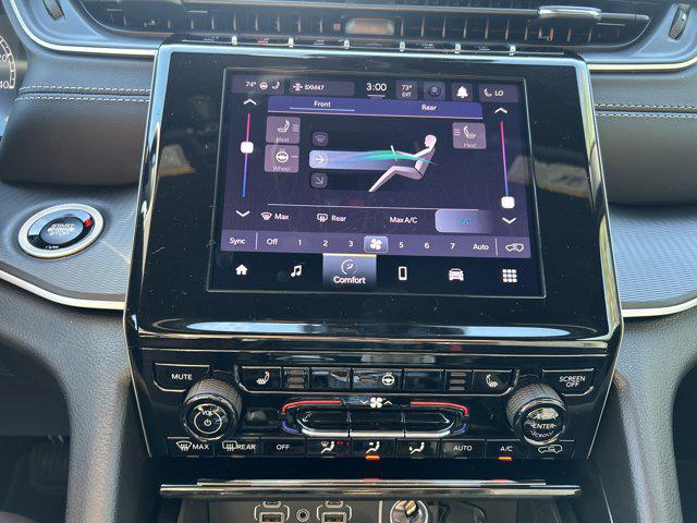 2026 Jeep Grand Cherokee Altitude 4x2
