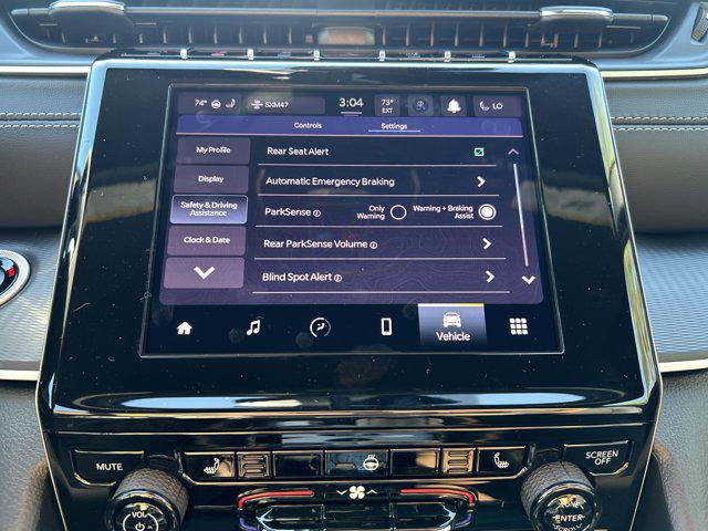2026 Jeep Grand Cherokee Altitude 4x2