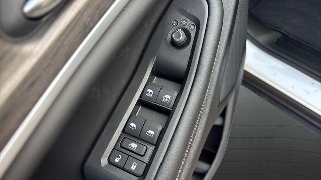 2026 Jeep Grand Cherokee L Altitude 4x4