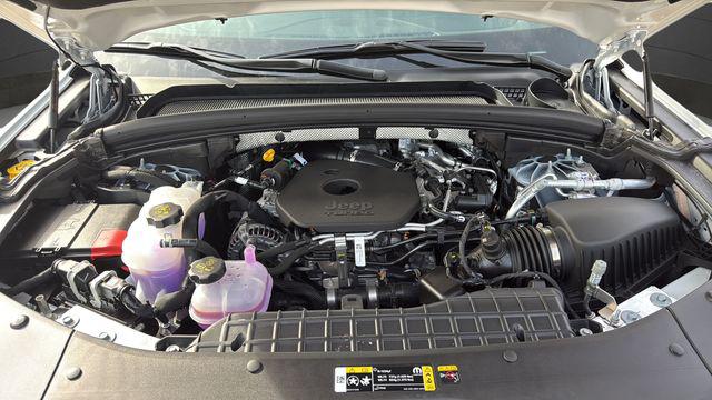 2026 Jeep Grand Cherokee L Altitude 4x4