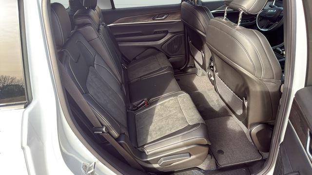 2026 Jeep Grand Cherokee L Altitude 4x4