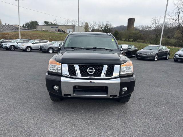 2014 Nissan Titan SV