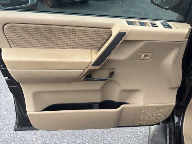2014 Nissan Titan SV
