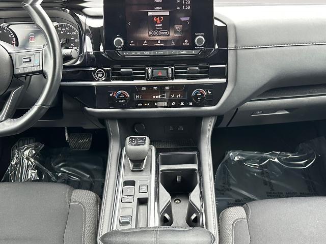2024 Nissan Pathfinder SV FWD