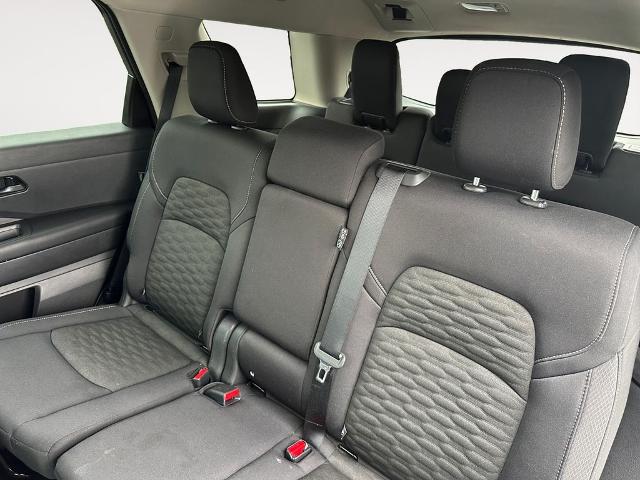 2024 Nissan Pathfinder SV FWD