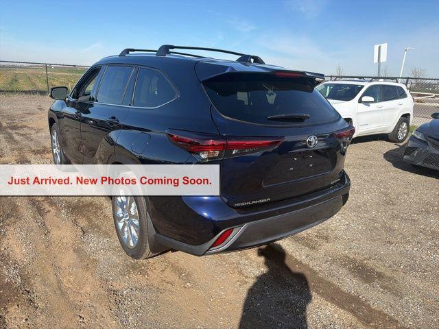 2026 Toyota Highlander Hybrid Limited