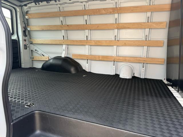 2024 GMC Savana Cargo RWD 2500 Regular Wheelbase Work Van