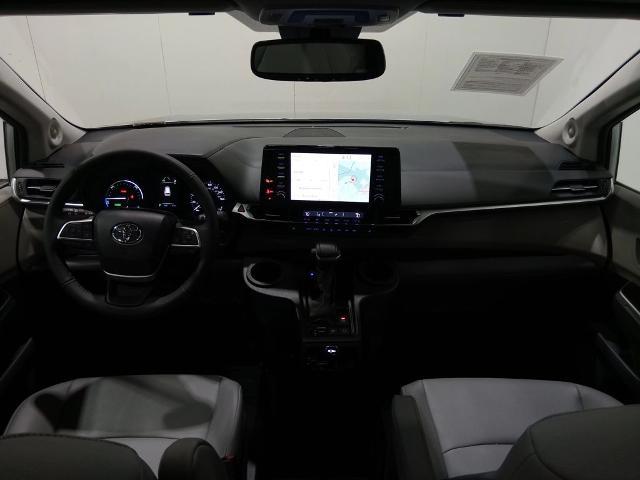 2024 Toyota Sienna XLE 8 Passenger