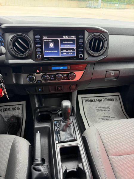 2022 Toyota Tacoma SR V6
