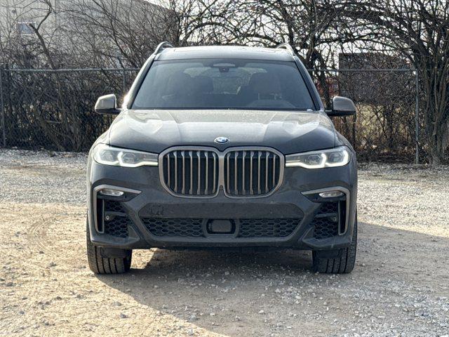 2022 BMW X7 M50i