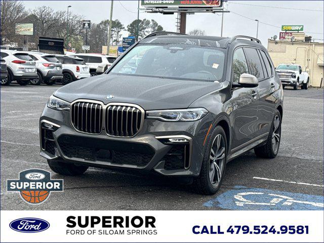 2022 BMW X7 M50i