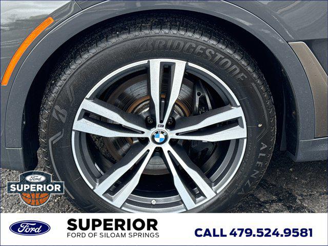 2022 BMW X7 M50i
