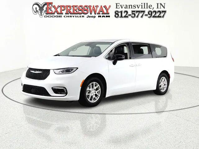 2024 Chrysler Pacifica Touring L for sale in Evansville, IN