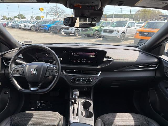 2024 Buick NV Preferred FWD