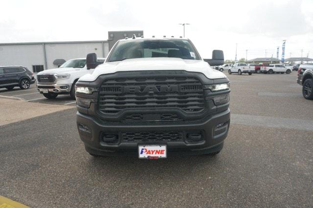2026 RAM Ram 3500 Chassis Cab RAM 3500 TRADESMAN CREW CAB CHASSIS 4X4 60 CA