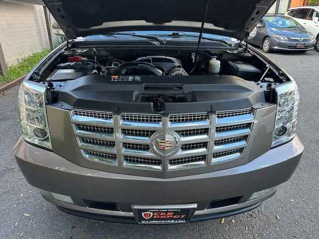 2014 Cadillac Escalade Luxury
