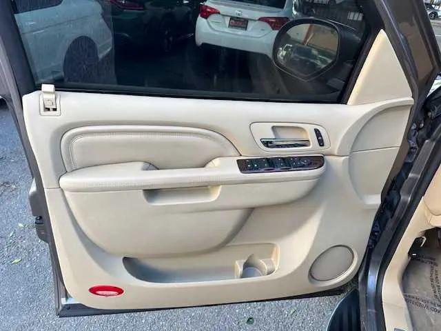 2014 Cadillac Escalade Luxury