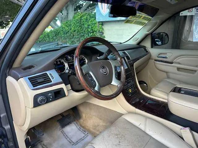2014 Cadillac Escalade Luxury