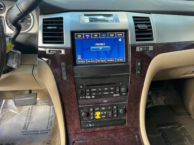 2014 Cadillac Escalade Luxury