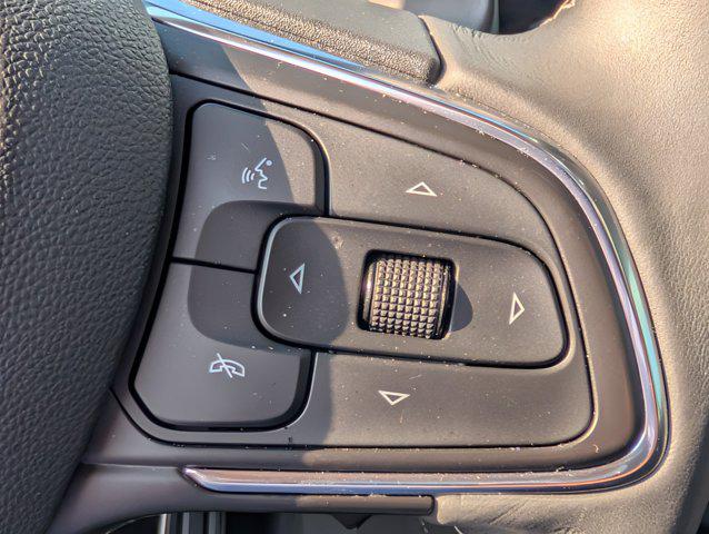 2023 Buick Envision Essence AWD