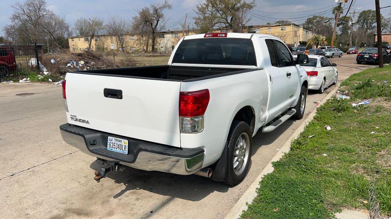 2011 Toyota Tundra Grade 4.6L V8