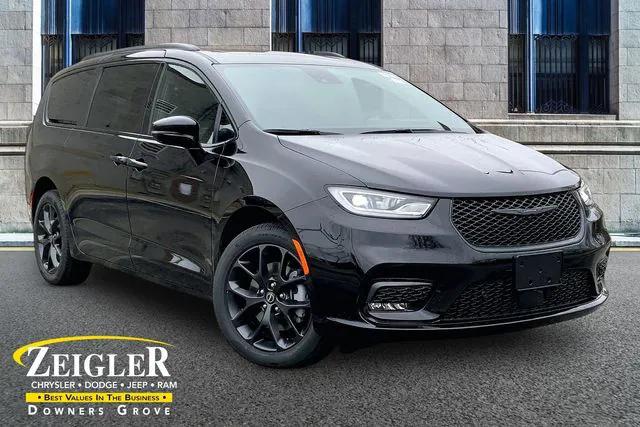 2026 Chrysler Pacifica PACIFICA LIMITED AWD