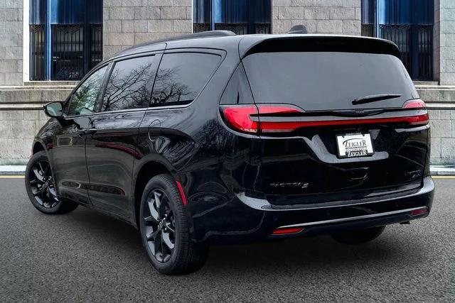 2026 Chrysler Pacifica PACIFICA LIMITED AWD