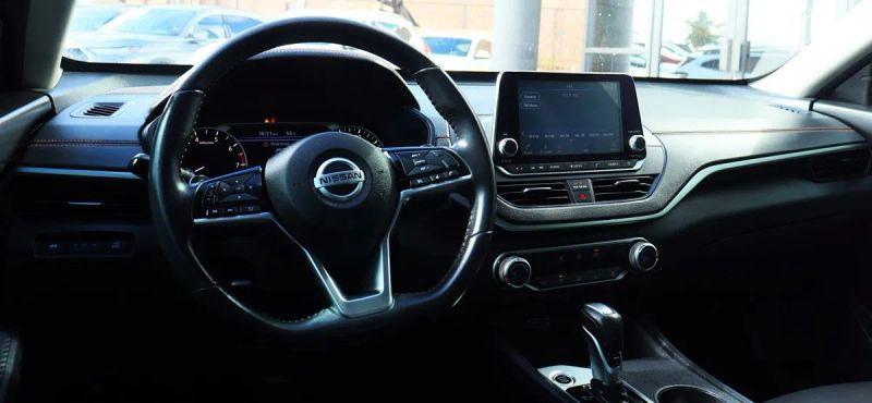 2020 Nissan Altima SR FWD
