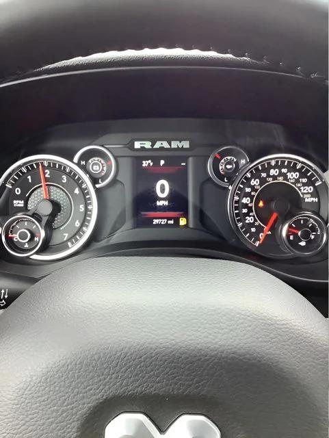 2023 Ram 1500 Big Horn Crew Cab 4x4 5'7" Box