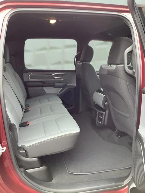 2023 Ram 1500 Big Horn Crew Cab 4x4 5'7" Box