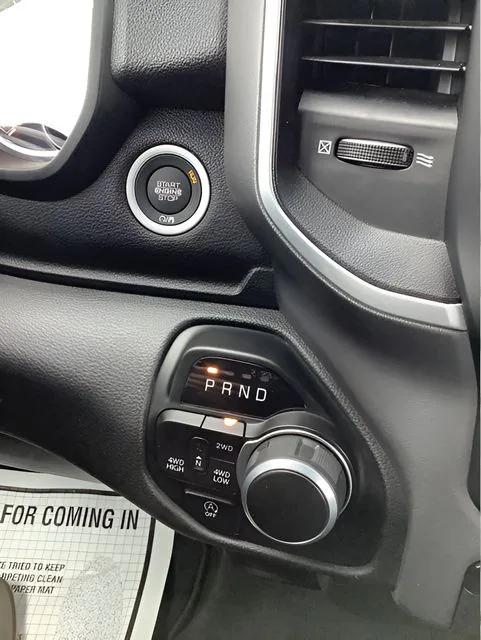 2023 Ram 1500 Big Horn Crew Cab 4x4 5'7" Box