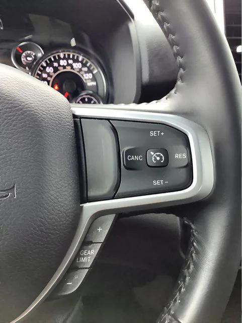 2023 Ram 1500 Big Horn Crew Cab 4x4 5'7" Box