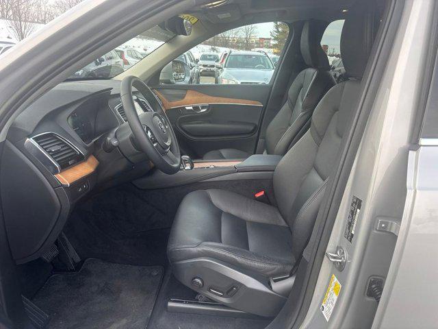 2023 Volvo XC90 Recharge T8 Plus Bright Theme 7-Seater