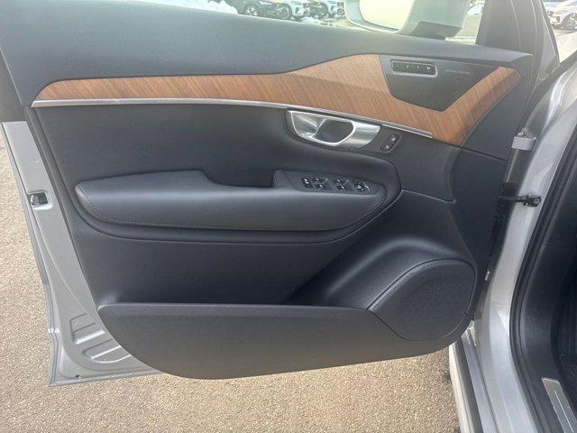 2023 Volvo XC90 Recharge T8 Plus Bright Theme 7-Seater