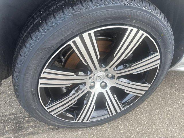 2023 Volvo XC90 Recharge T8 Plus Bright Theme 7-Seater